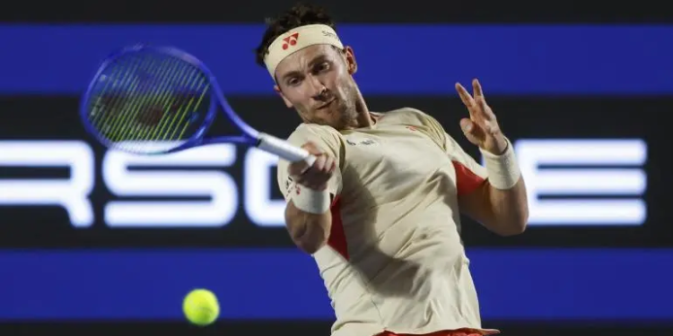 Casper Ruud luce en el primer día del Ultimate Tennis Showdown Guadalajara