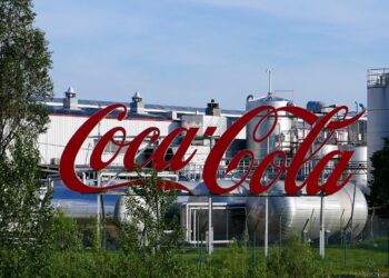 Industria Mexicana de Coca-Cola desmiente acusaciones sobre presunto vínculo con autoridades migratorias
