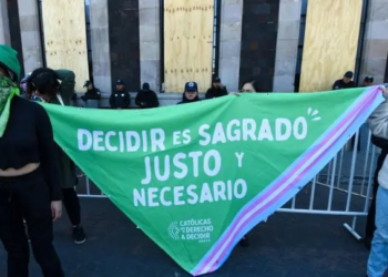 El aborto no puede verse como un derecho, sentencia la Iglesia católica