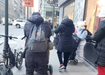 Miedo a redadas de ‘la migra’ trastoca a inmigrantes en calles de Nueva York