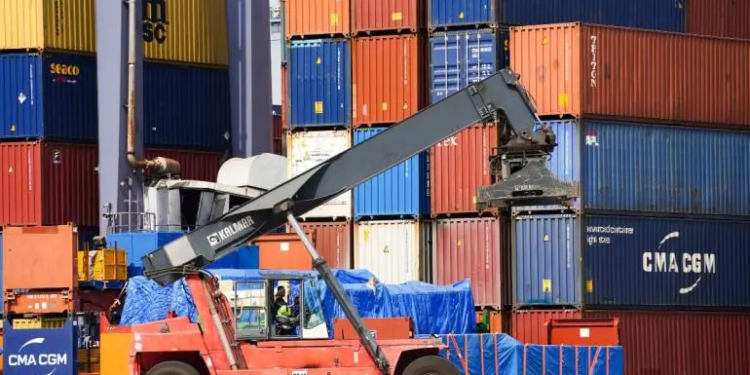 Aranceles de EU se posponen un mes, anuncia Claudia Sheinbaum