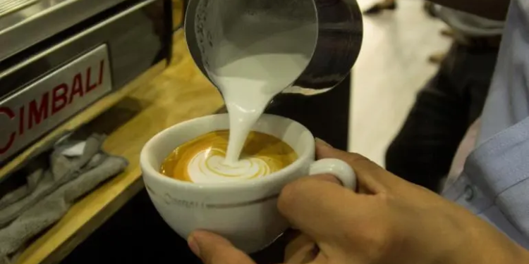 Laboran en precariedad 7.6 millones de jóvenes mexicanos, advierten