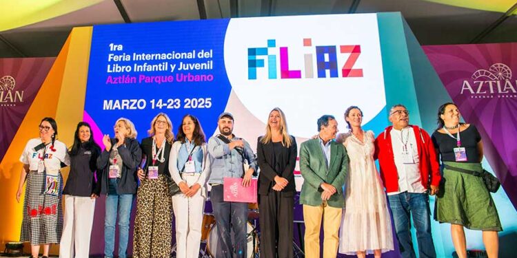 La magia de los libros conquista: concluye con éxito la primera edición de la Feria Internacional Infantil y Juvenil Aztlán