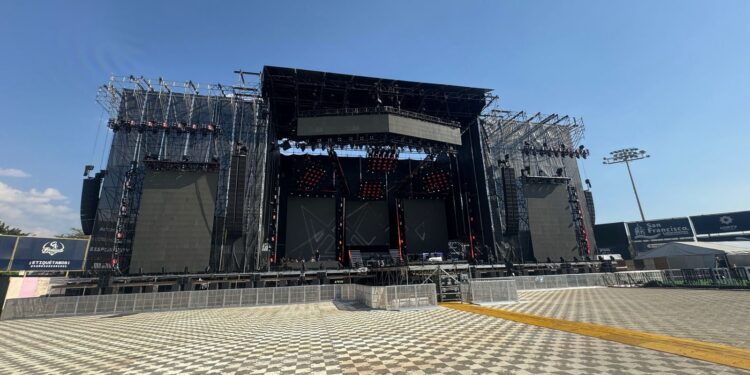 DON OMAR ARRANCA SU GIRA «BACK TO REGGAETÓN» CON UN ESPECTÁCULO HISTÓRICO EN OAXACA ESTE 8 DE MARZO