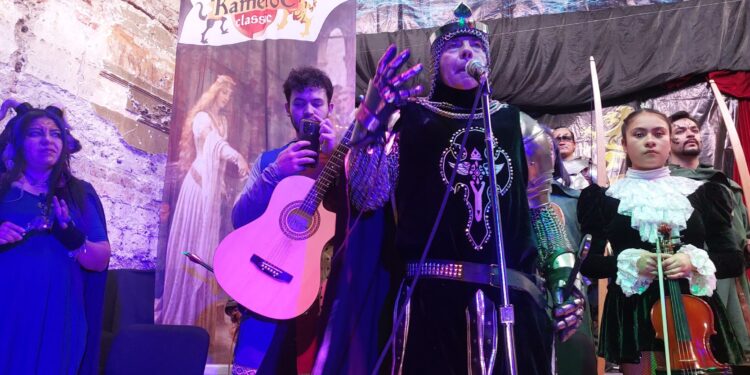 KAMELOT RECIBE LA PRIMAVERA 2025 CON UN ESPECTÁCULO MEDIEVAL PARA TODA LA FAMILIA