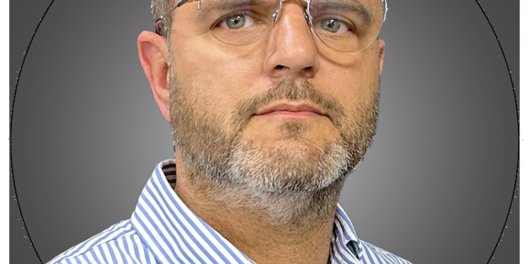 NEORIS designa a Rodrigo Rey como Industry Leader de CPG & Retail