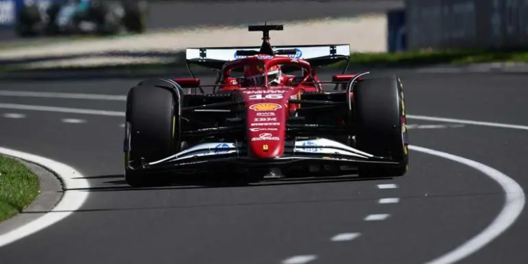 Leclerc y Norris dominantes, Verstappen en apuros en primeros libres del GP de Australia