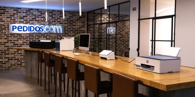 Pedidos.com lanza pagos a 12 meses para PyMEs, el motor del 52% del PIB en México