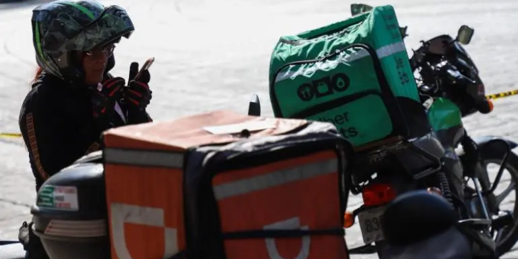 El 22 junio entra en vigor reforma para conductores y repartidores por aplicación: STPS