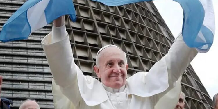 Milei despide al Papa Francisco; Argentina declara 7 días de luto nacional