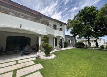 Aseguran armas, droga y equipo táctico durante un operativo en dos inmuebles de Teocaltiche, Jalisco