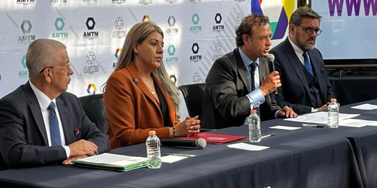 El transporte público está en riesgo de colapso: Jesús Padilla