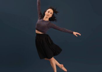 Paula Álvarez, bailarina mexicana que da vida al sueño en el escenario