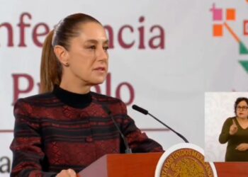 “No voy a entrar en debate con él”, Sheinbaum responde sobre vuelo de Noroña