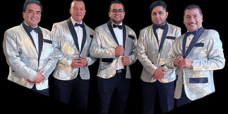 LOS DANDYS LLEGAN AL TEATRO DE LA CIUDAD ESPERANZA IRIS RUMBO AL FESTEJO DE SU 70 ANIVERSARIO