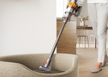 Temporada de muda: cómo mantener tu casa libre de pelo sin morir en el intento