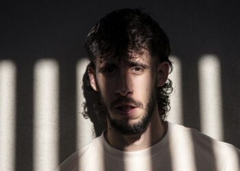 JAVI ROBLES PRESENTA EN MÉXICO “CONFESIÓN DE AMOR LOCO”, SU MÁS RECIENTE CONFESIÓN MUSICAL EN LA RADIO NACIONAL