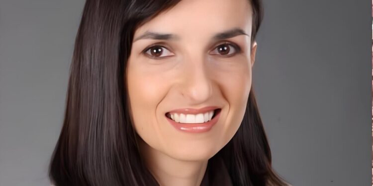 Mercedes de la Maza es reconocida en Mujeres PRO 2025 por promover el empleo juvenil en México