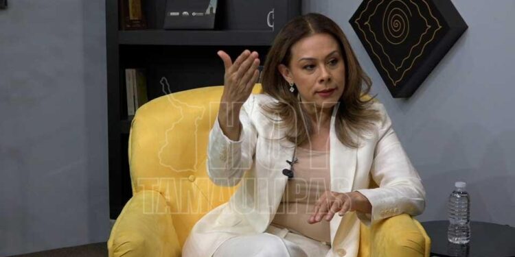 Cabeza de Vaca me teme y teme perder su impunidad: Tania Contreras