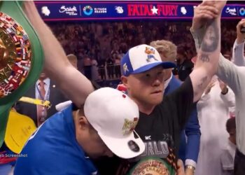 ‘Canelo’ arremete contra William Scull