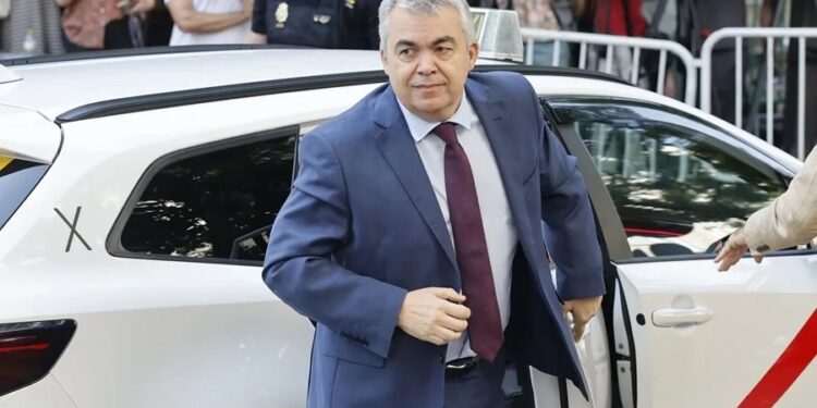 El juez envía a prisión sin fianza a Santos Cerdán