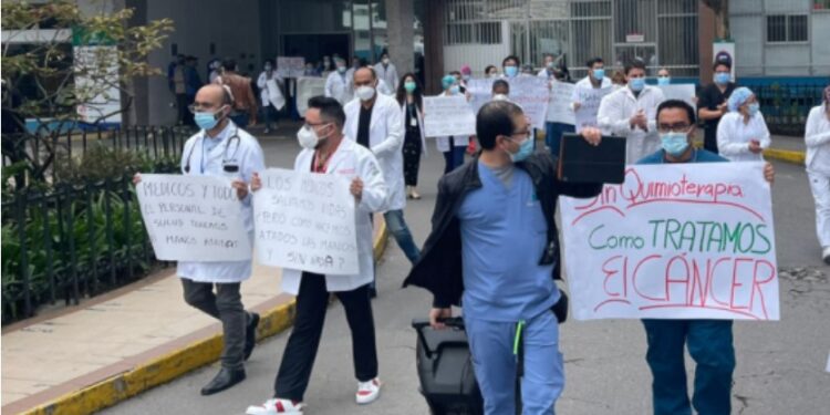 En riesgo la población de Sonora por mal servicio de salud pública