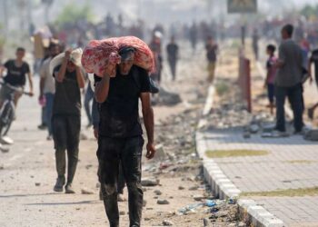 Reino Unido anuncia ayuda humanitaria y evacuación médica en Gaza