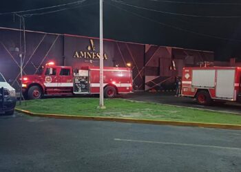 Sujetos armados queman el bar Amnesia en San Luis Potosí