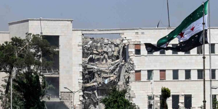 Al menos tres muertos y 34 heridos por bombardeos israelíes en Damasco