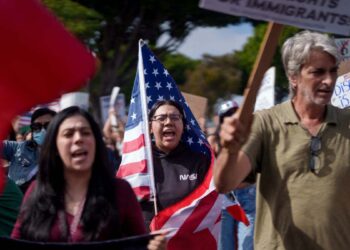 “Good Trouble Lives On”: qué es y por qué miles salen a protestar hoy contra Trump en EE. UU