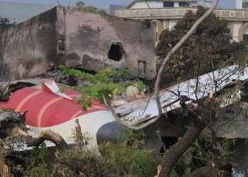 India ordena inspección a alimentación de combustible en aviones Boeing tras primer informe sobre tragedia en Ahmedabad