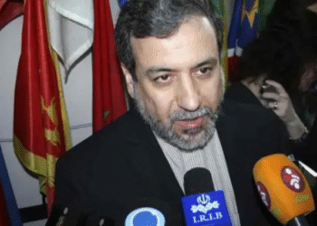 Irán se abre a nuevas negociaciones y acusa a EU de traicionar la diplomacia