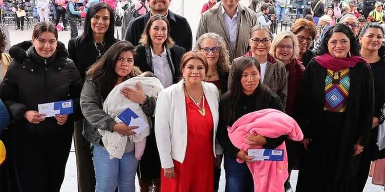 Desde la Cuna en CDMX entrega 19 mil apoyos de mil 200 pesos