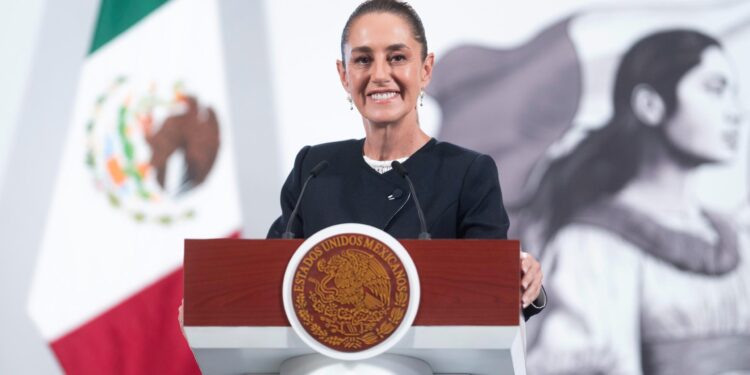 Presentan proyecto de centrales termosolares; operarían al cierre de sexenio: Sheinbaum