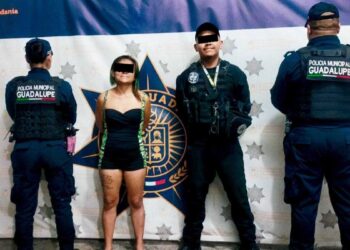 Detienen a joven que se hacía pasar por policía en Nuevo León