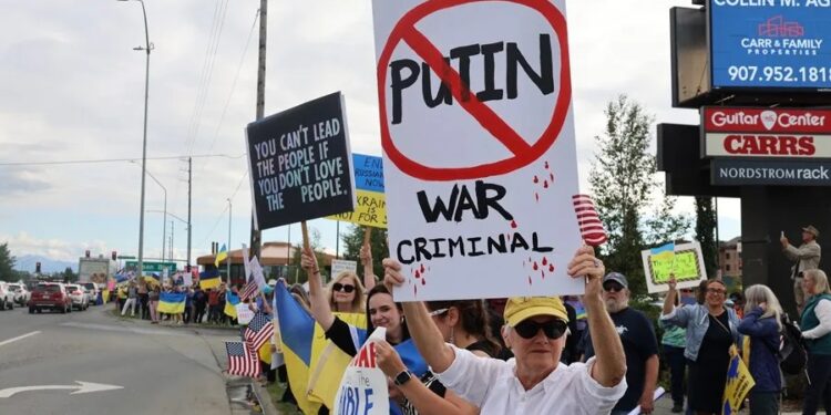 Anchorage (Alaska) le niega la bienvenida a Putin: «es un criminal de guerra»