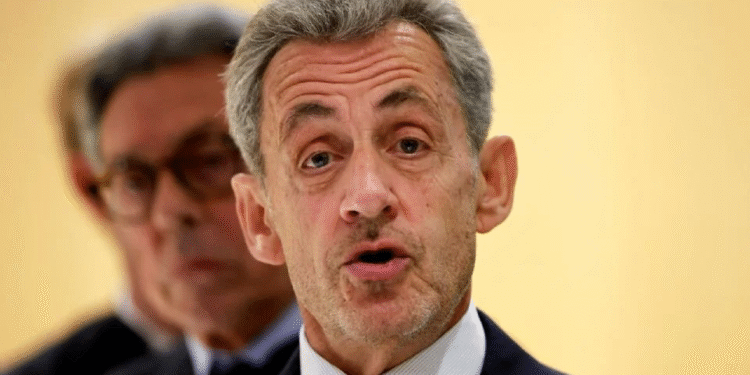 Nicolás Sarkozy es condenado a cinco años por corrupción y deberá ir a prisión