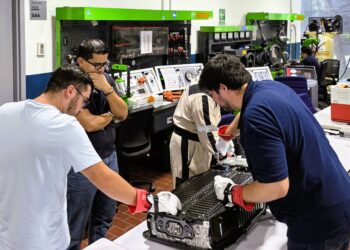 Del motor al software: la nueva era del taller mexicano