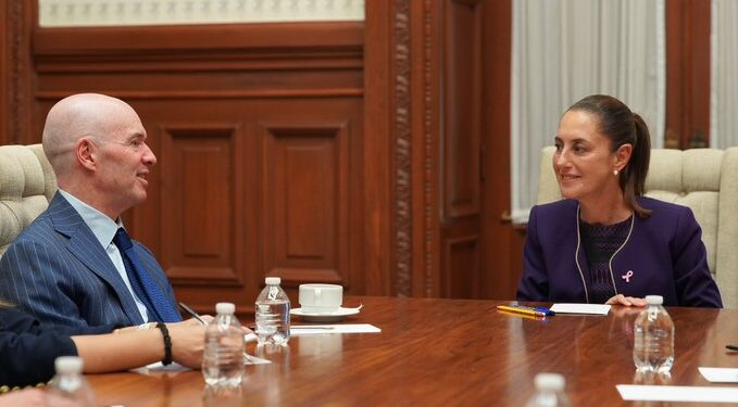 Sheinbaum recibe a Ben Horowitz en Palacio Nacional; hablan sobre desarrollo de IA