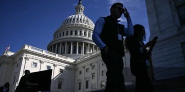 Sheinbaum propondrá eliminar fuero a diputados y senadores con reforma electoral