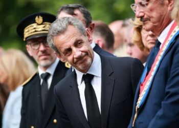 Sarkozy deberá ingresar a prisión la próxima semana para cumplir sentencia por financiar campaña con dinero de Gadafi