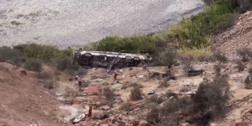 Accidente de autobús en Perú deja al menos 37 muertos y 24 heridos