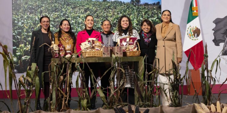Gobierno de México presenta Plan Nacional de Maíz Nativo: El Maíz es la Raíz que apoyará a 1.5 millones de campesinas y campesinos