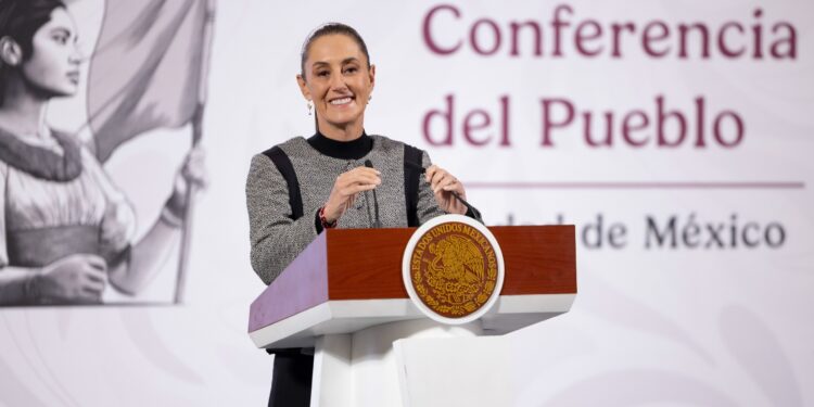 Sheinbaum confirma ofrecimiento de embajada a extitular de la FGR tras renuncia