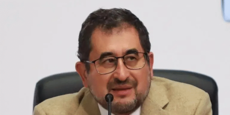 Alza tarifaria del transporte no afectará el bolsillo de la gente: César Cravioto