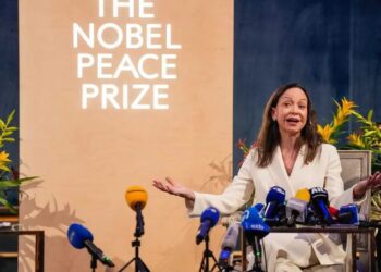 María Corina Machado dice que tuvo ayuda de EU para salir de Venezuela