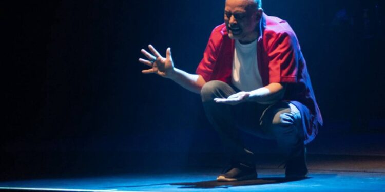 ¡A Vivir!: el monólogo que desafía filosofías y toca el corazón de México