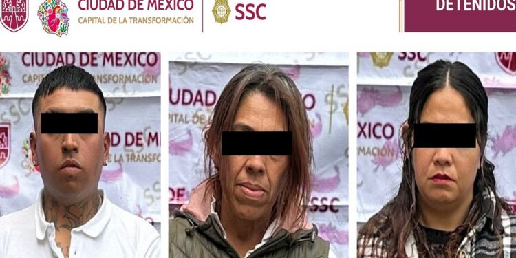 Caen presuntos extorsionadores que cobraban cuotas a choferes en el paradero Indios Verdes