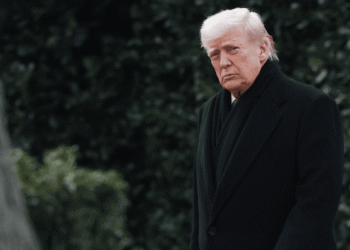 Donald Trump exige públicos todos los documentos contra demócratas por el caso Epstein