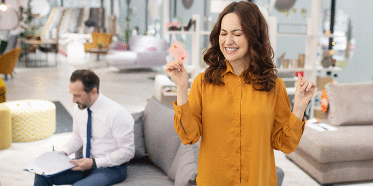 La relación entre beneficios laborales y el compromiso de los empleados, según Edenred